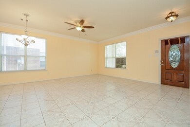 4305 Summer Ln, Pearland, TX 77584 - photo 4