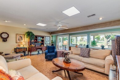 10536 W Mission Ln, Sun City, AZ 85351 - photo 7