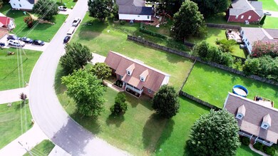 Check out that yard!