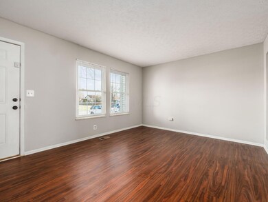 7609 Sancroft Rd, Columbus, OH 43235 - photo 2