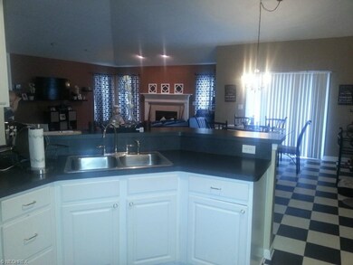 OPEN floor plan, kitchen offers  breakfast bar, lo