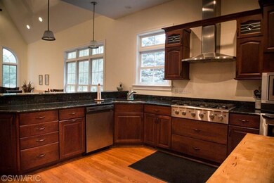 5686 Lily Ln, Sawyer, MI 49125 - photo 5