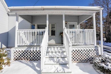 107 Franklin Street Extension unit 12, Derry, NH 03038 - photo 2