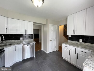 300H S 11th St, Purcellville, VA 20132 - photo 5