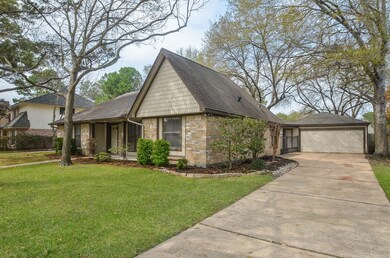 15806 Mesa Gardens Dr, Houston, TX 77095 - photo 2