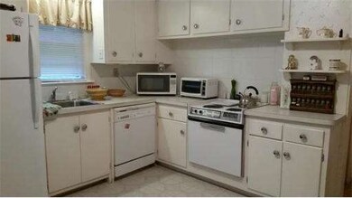 164 May St, Worcester, MA 01602 - photo 4