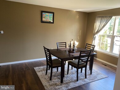 360 Deer Run Ct, Royersford, PA 19468 - photo 4