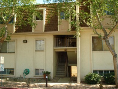 Front elevation of unit