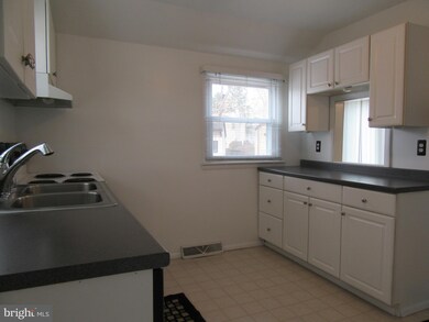 9 Mitchell Cir, Newark, DE 19713 - photo 7