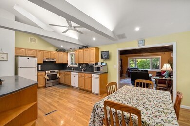 69 Mountain Rd, Burlington, MA 01803 - photo 4