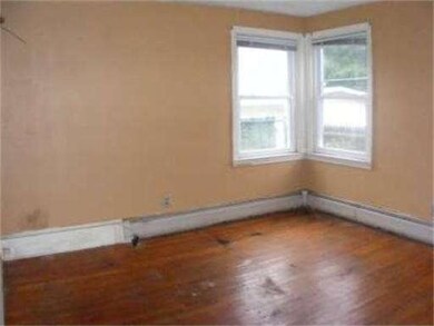 44 Lynnwood St, North Dartmouth, MA 02747 - photo 3