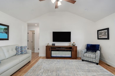 2608 W Webb Rd-20