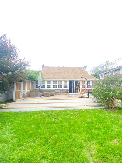 12 Nashua St, Seabrook, NH 03874 - photo 5