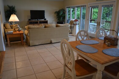Open Living, dining