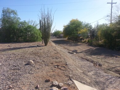 Adjacent Arroyo