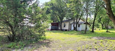 119 N Longhorn Dr, Weatherford, TX 76085 - photo 2