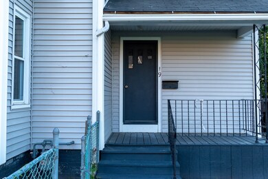 19 Clinton St, Chicopee, MA 01013 - photo 2