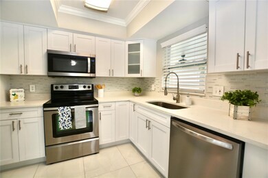 14540 Diplomat Dr, Tampa, FL 33613 - photo 5