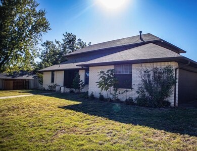 4524 NW 60th St, Oklahoma City, OK 73122 - photo 2