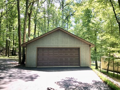 104 Davos Ln, Tafton, PA 18464 - photo 6