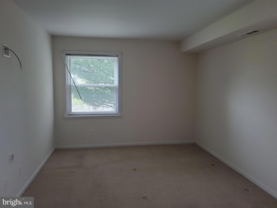 500 Chapel Ct unit 213, Walkersville, MD 21793 - photo 5