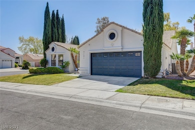 9101 Emerald Cove Ct, Las Vegas, NV 89117 - photo 2