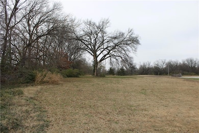 3222 W Main St, Independence, KS 67301 - photo 4