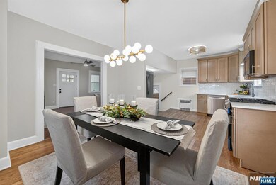 Dining Room & Kitchen