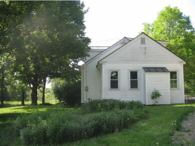 437 Piggery Rd, Putney, VT 05346 - photo 5