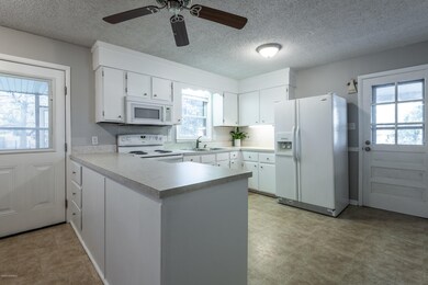 418 Gayle Blvd, Winterville, NC 28590 - photo 6