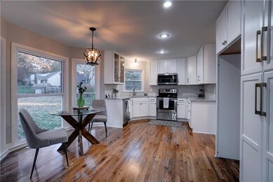 7615 Haskins St, Shawnee, KS 66216 - photo 6