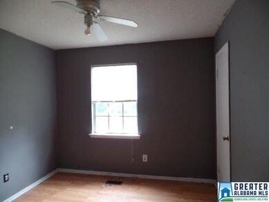 824 Candy Ln NE, Birmingham, AL 35215 - photo 7