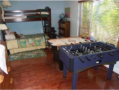 737 Glenridge Rd, Key Biscayne, FL 33149 - photo 7