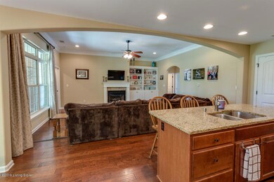 10005 Cedar Garden Dr-22