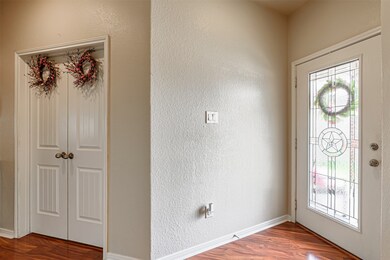 5183 Kendall Cove Ct, Alvin, TX 77511 - photo 5