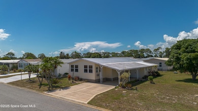 333 Loquat Dr, Sebastian, FL 32976 - photo 2