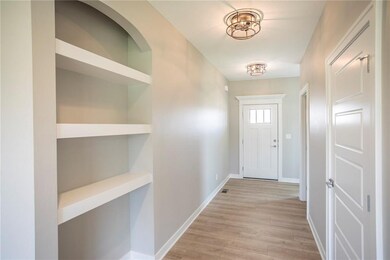 8004 NW 95th Cir, Johnston, IA 50131 - photo 6