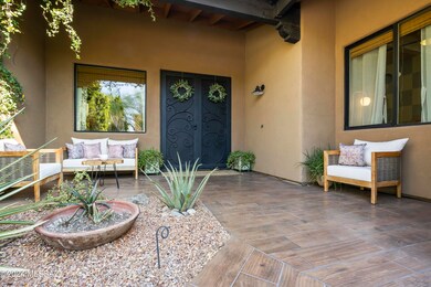04-Front Courtyard