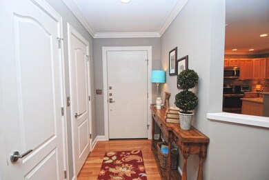 MLS_DSC_0037_front entrance 1