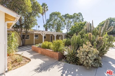 7225 Forbes Ave, Van Nuys, CA 91406 - photo 5