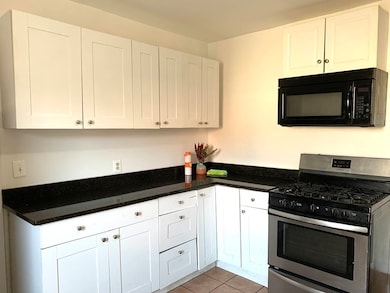 712 Lawrence St unit 2, Lowell, MA 01852 - photo 5