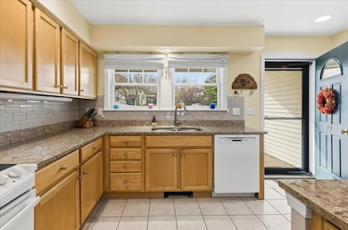 99 Dockside Lane, Belfast, Maine