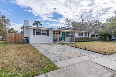 2069 Hugh Edwards Dr, Jacksonville, FL 32210 - photo 3