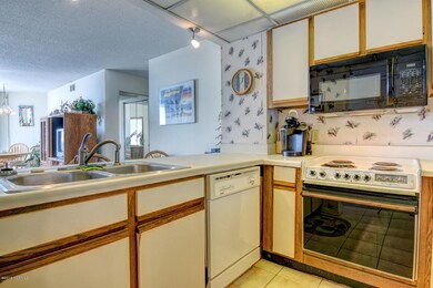 2000 New River Inlet Rd  2505-large-002-