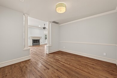 1337 Alexander St, Houston, TX 77008 - photo 7