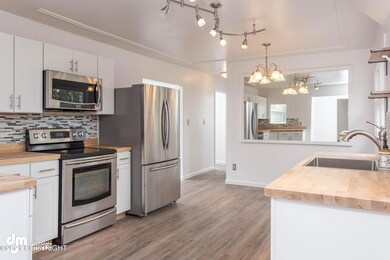 2230 Candy Place unit C, Anchorage, AK 99508 - photo 5