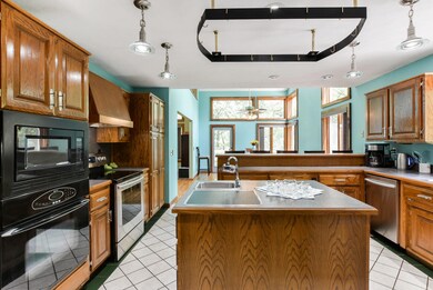 Spacious Kitchen