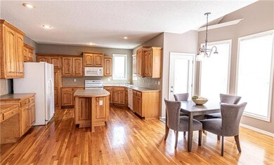 21715 W 99th Terrace, Lenexa, KS 66220 - photo 5