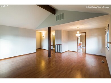 201 Pinehurst Dr, Newberg, OR 97132 - photo 4