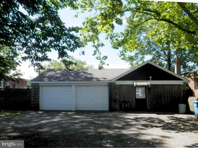 20 W Hancock St, Riverside, NJ 08075 - photo 5